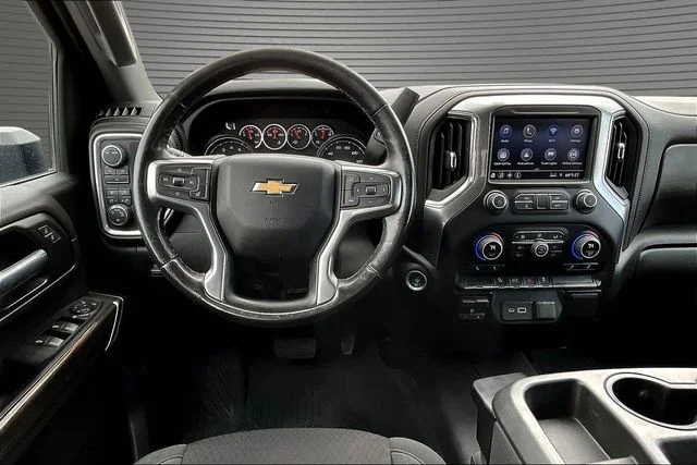 Used 2022 Blue Chevrolet LT image 9
