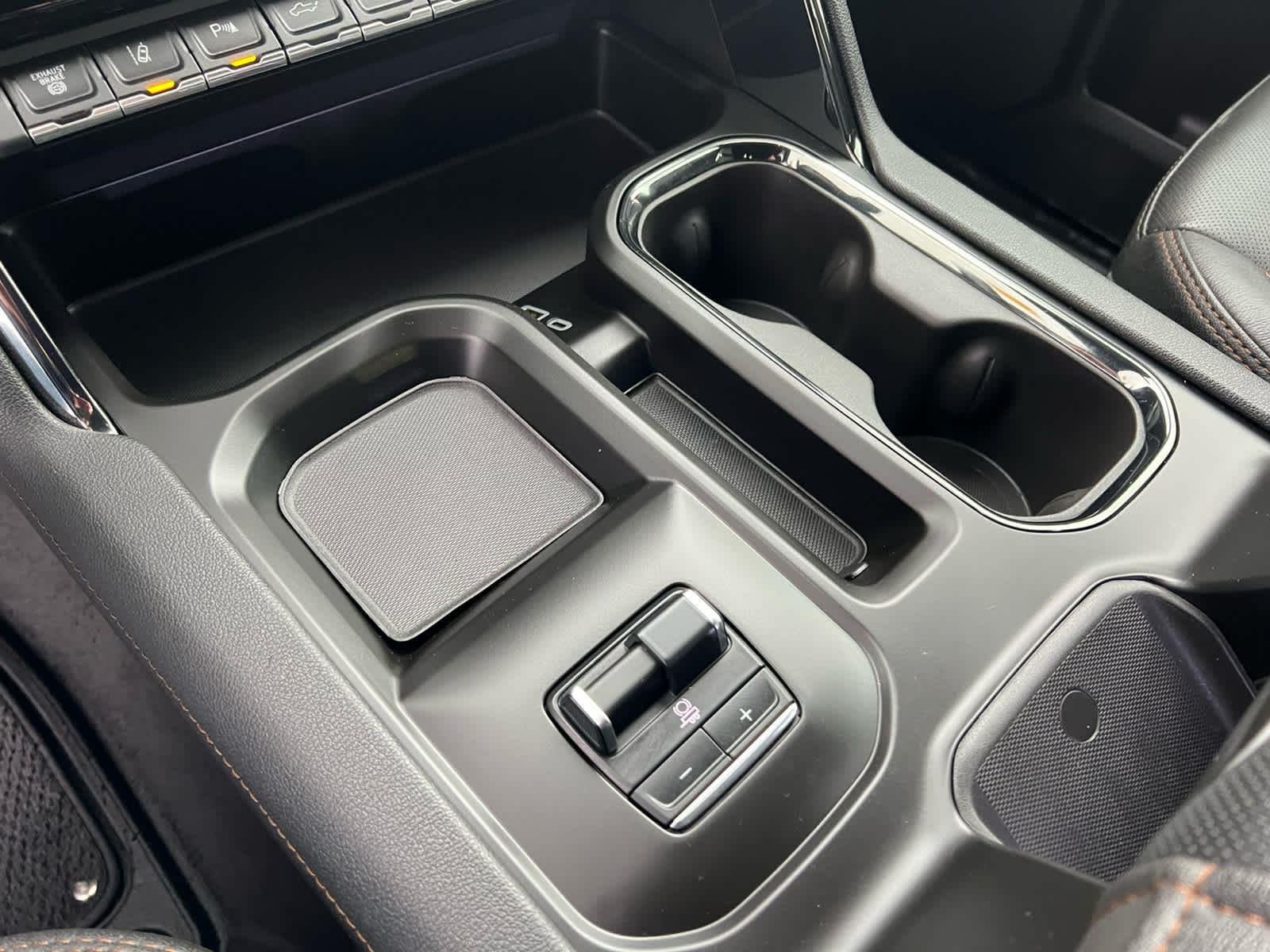 2024 GMC Sierra 2500HD AT4 - Photo 26