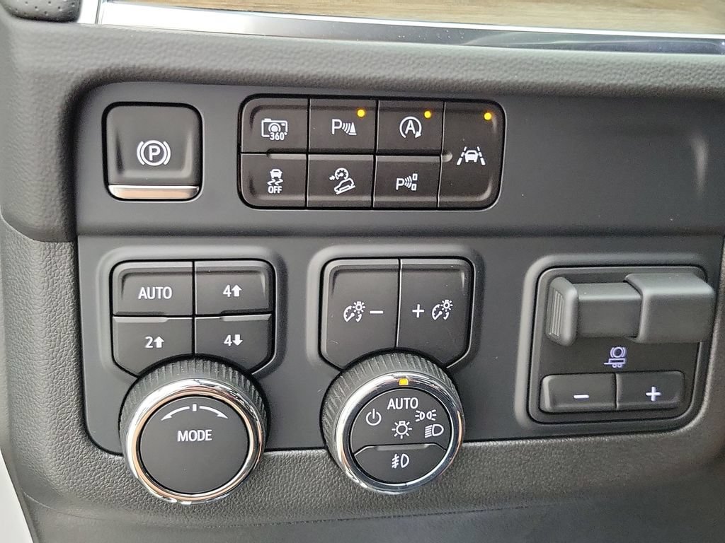 2025 Chevrolet Tahoe High Country - Photo 21