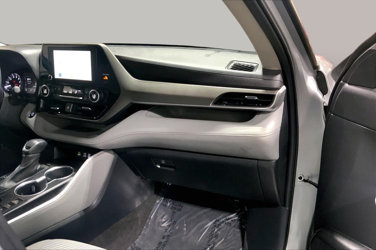 Used 2023 Celestial Silver Metallic Toyota LE image 19