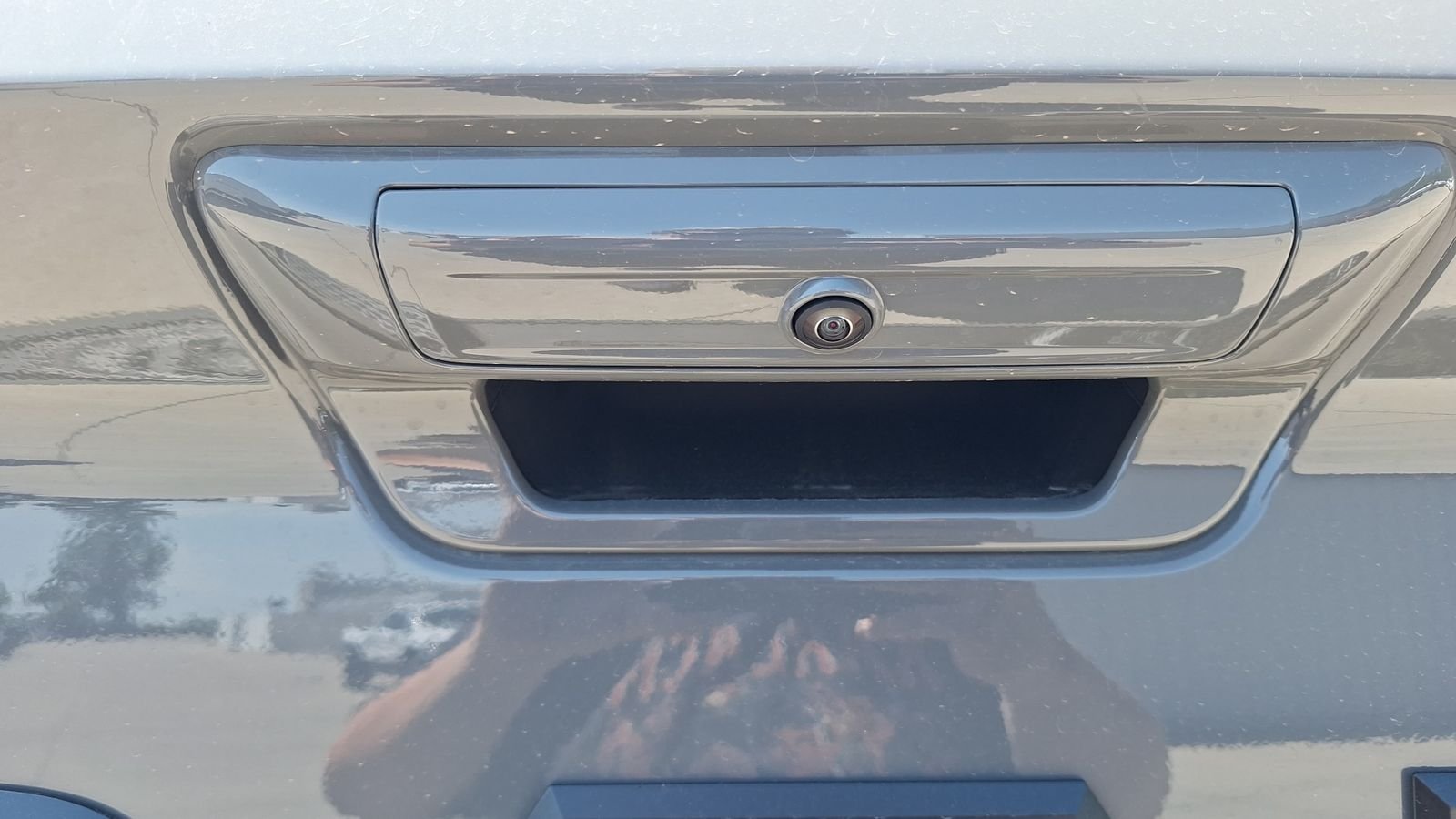 New 2026 Ceramic Gray Clear-Coat Exterior Paint RAM Laramie image 14