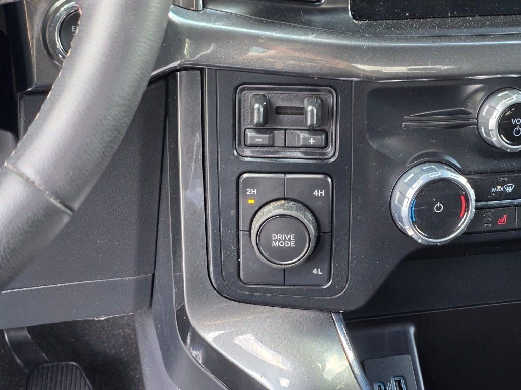 Certified Used 2023 Silver Metallic Ford XLT image 24
