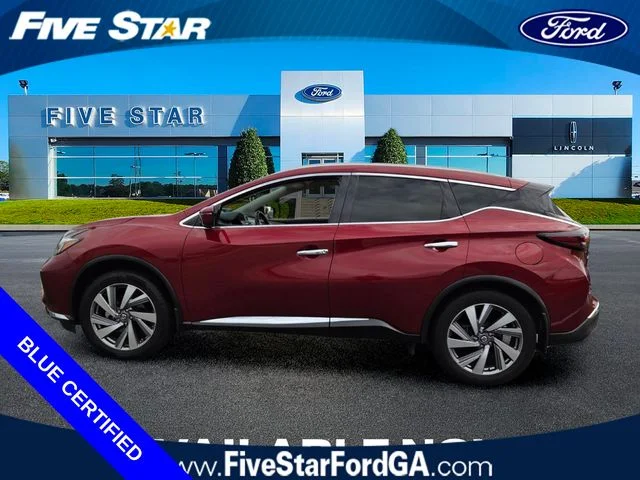 Used 2021 Red Nissan SL image 4
