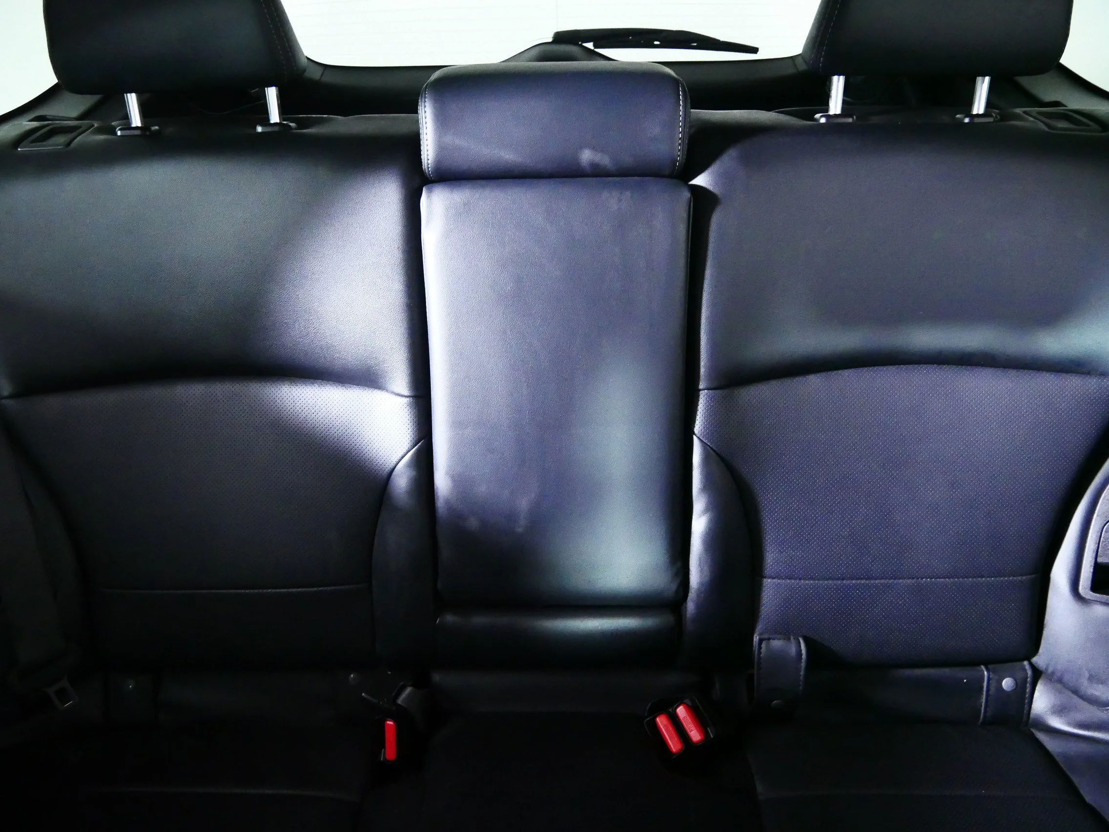 Used 2019 Abyss Blue Pearl Subaru Limited image 13