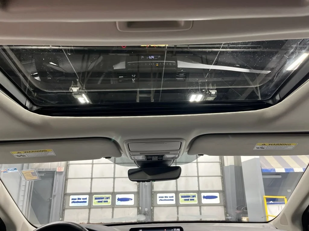 2025 Honda Odyssey Touring - Photo 75