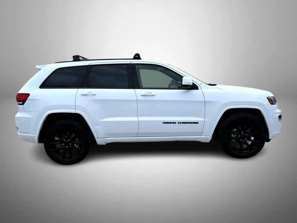 2019 Jeep Grand Cherokee Altitude - Photo 4