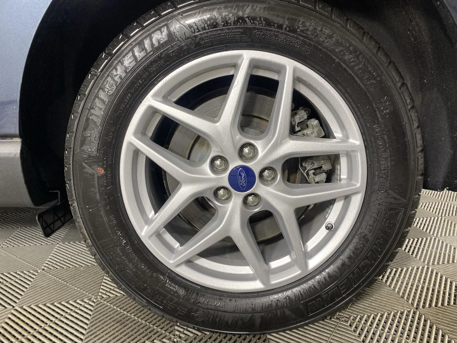 Used 2022 Stone Blue Ford SEL image 17