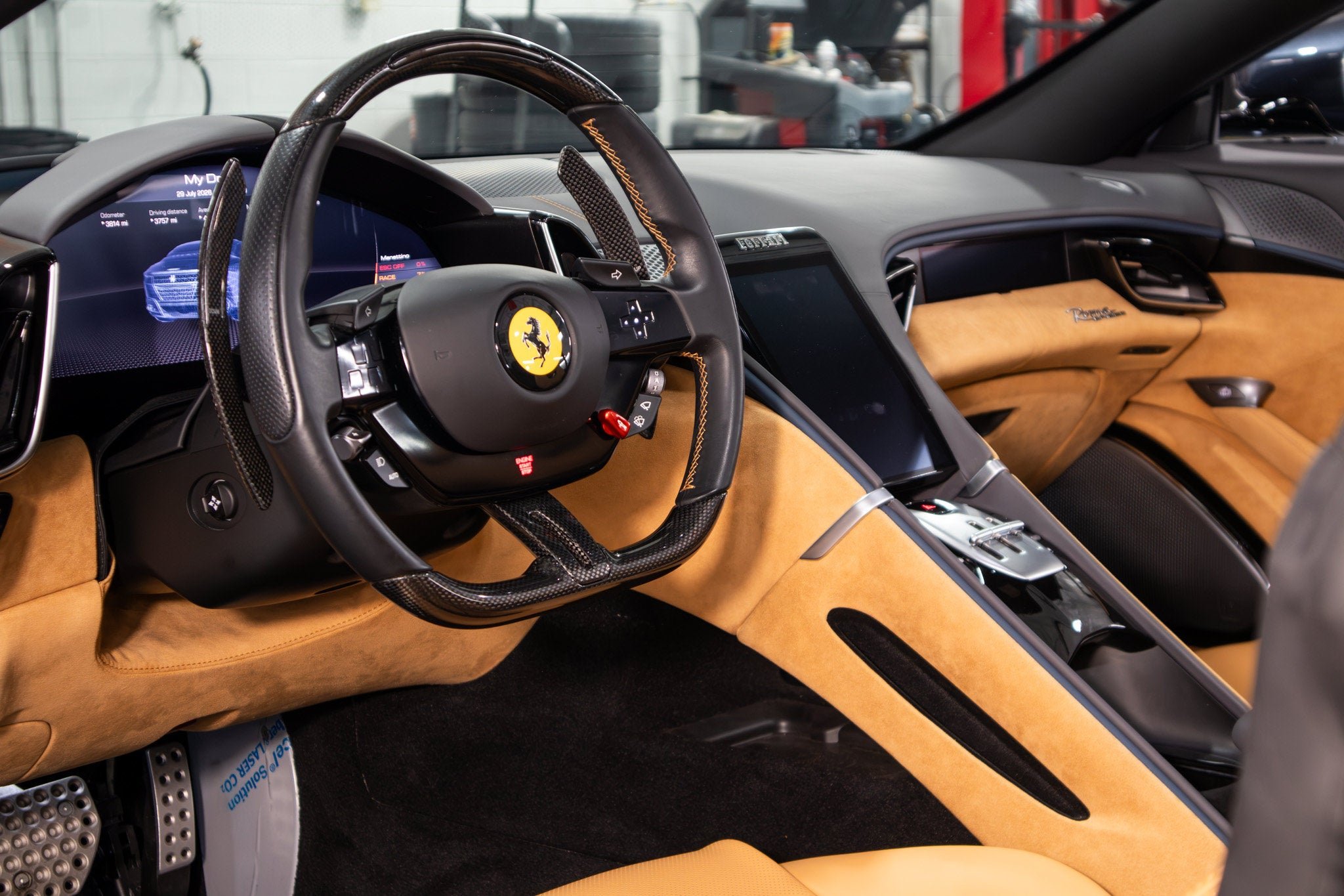 Used 2025 Blu Roma ferrari  image 13