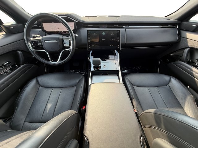 Used 2025 Eiger Grey Metallic Land Rover SE image 12