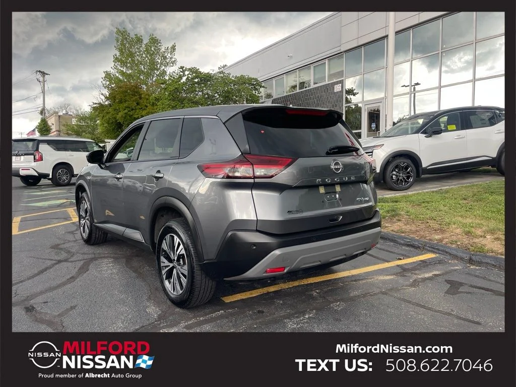 Certified Used 2023 Gray Nissan SV image 3
