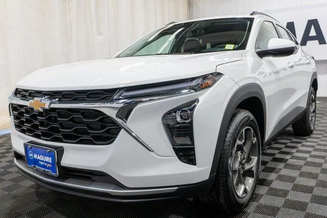 New 2026 Summit White Chevrolet LT image 2