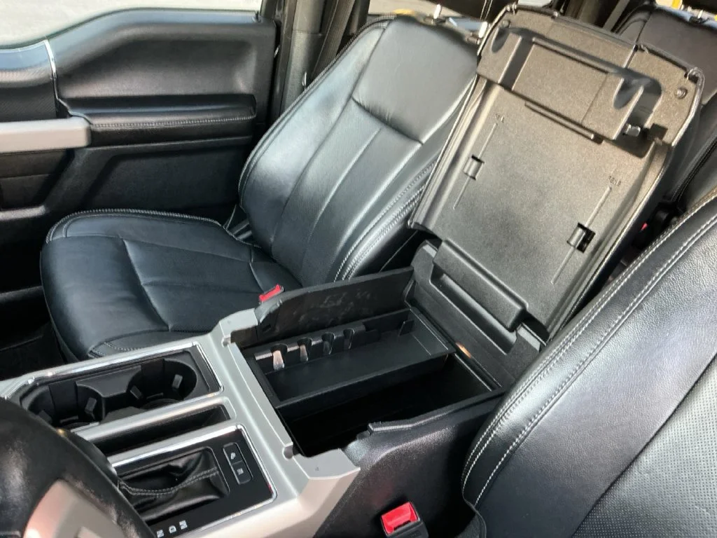 Used 2019 Black Ford Lariat image 33