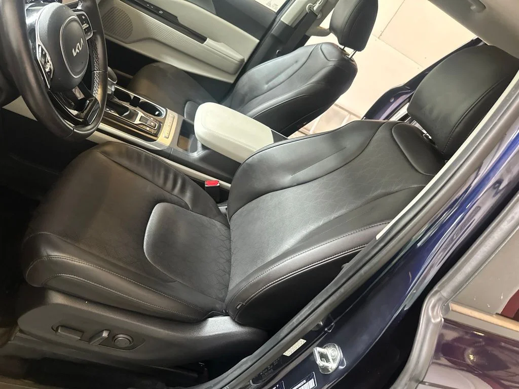Used 2024 Blue Kia LX image 9