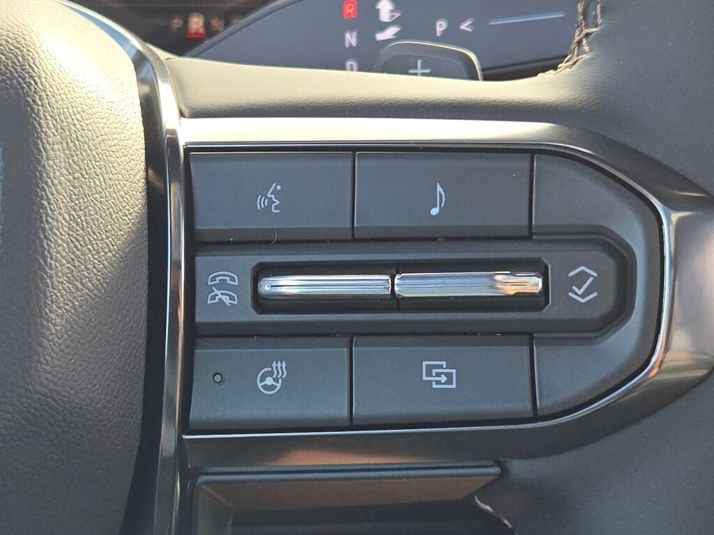 2026 GMC Acadia AT4 - Photo 34