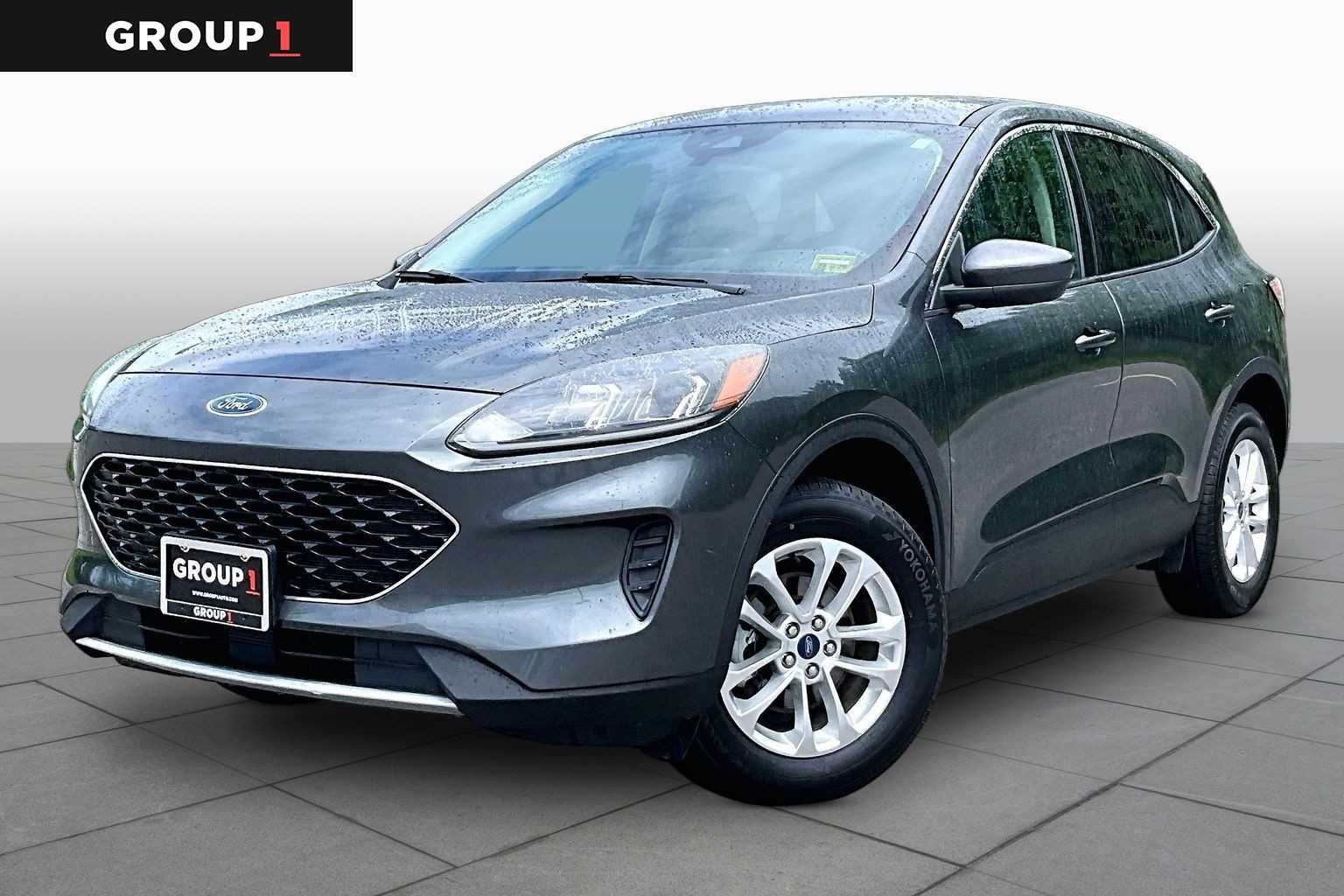 2020 Ford Escape SE