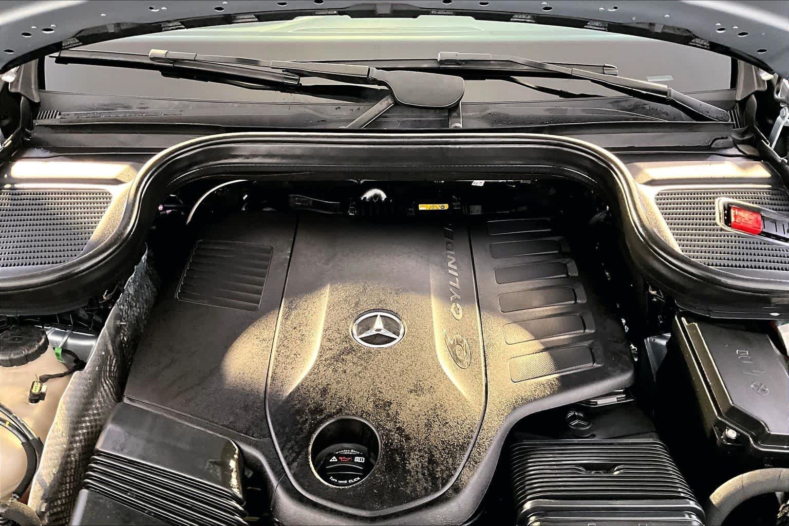 Certified Used 2024 Cirrus Silver Metallic Mercedes-Benz GLE 450 image 29