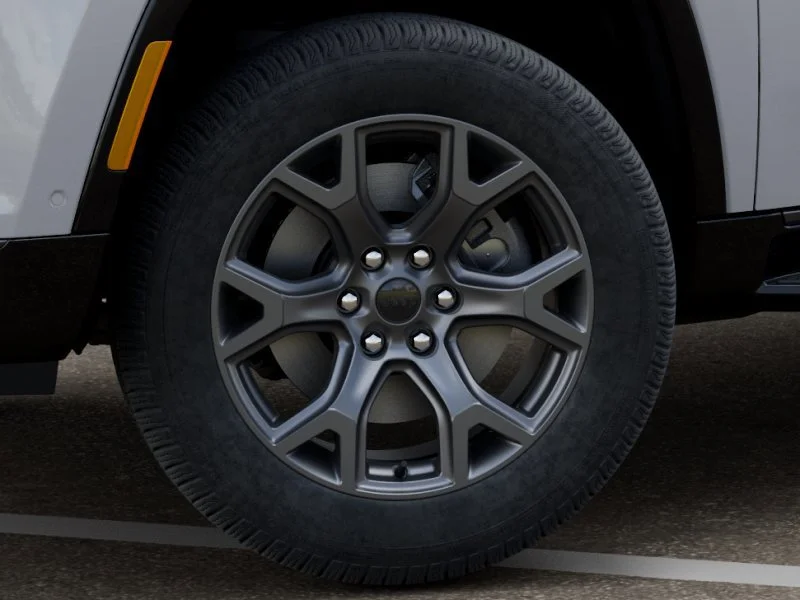 New 2026 Bright White Clear-Coat Exterior Paint Jeep Limited Altitude image 8