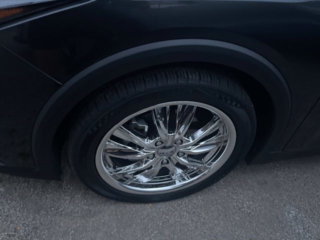 Used 2025 Gray Kia EX image 5