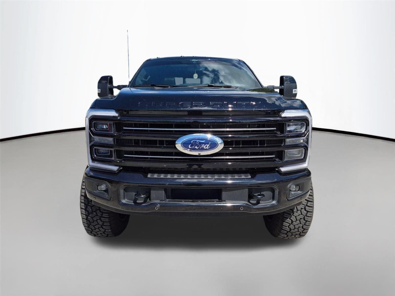 Used 2026  Ford Platinum image 2