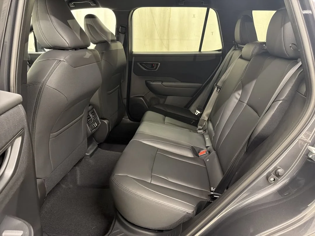 New 2026 Magnetite Gray Metallic Subaru Premium image 18
