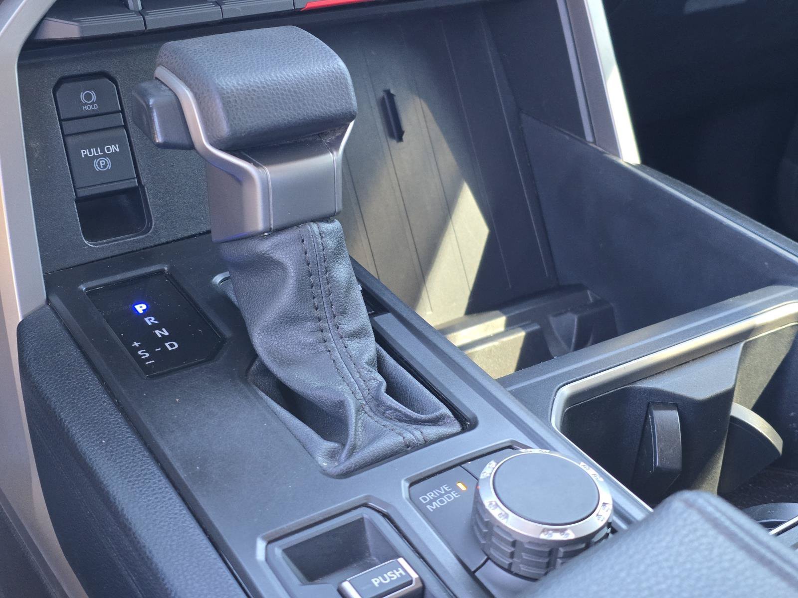 2024 Toyota Tundra SR5 - Photo 24