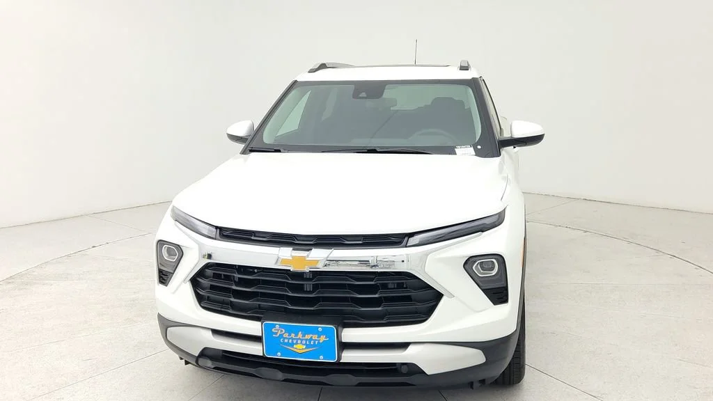 New 2026 Summit White Chevrolet LT image 2