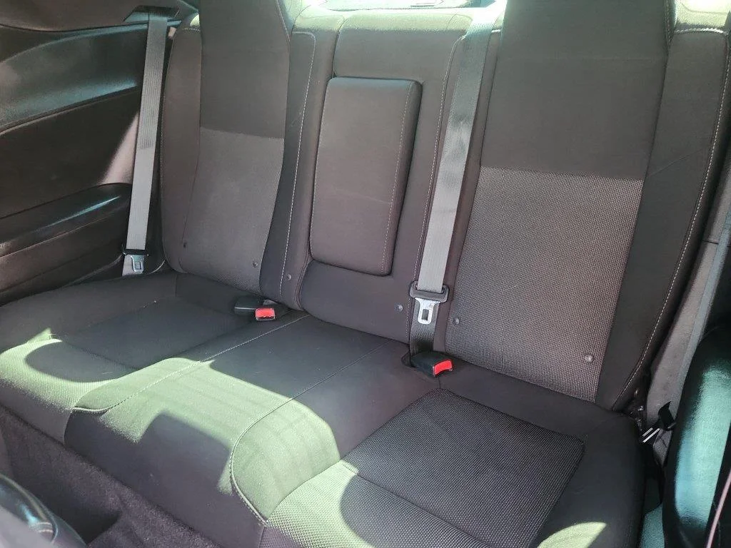Used 2015 Granite Crystal Metallic Clearcoat Dodge R/T Scat Pack image 10