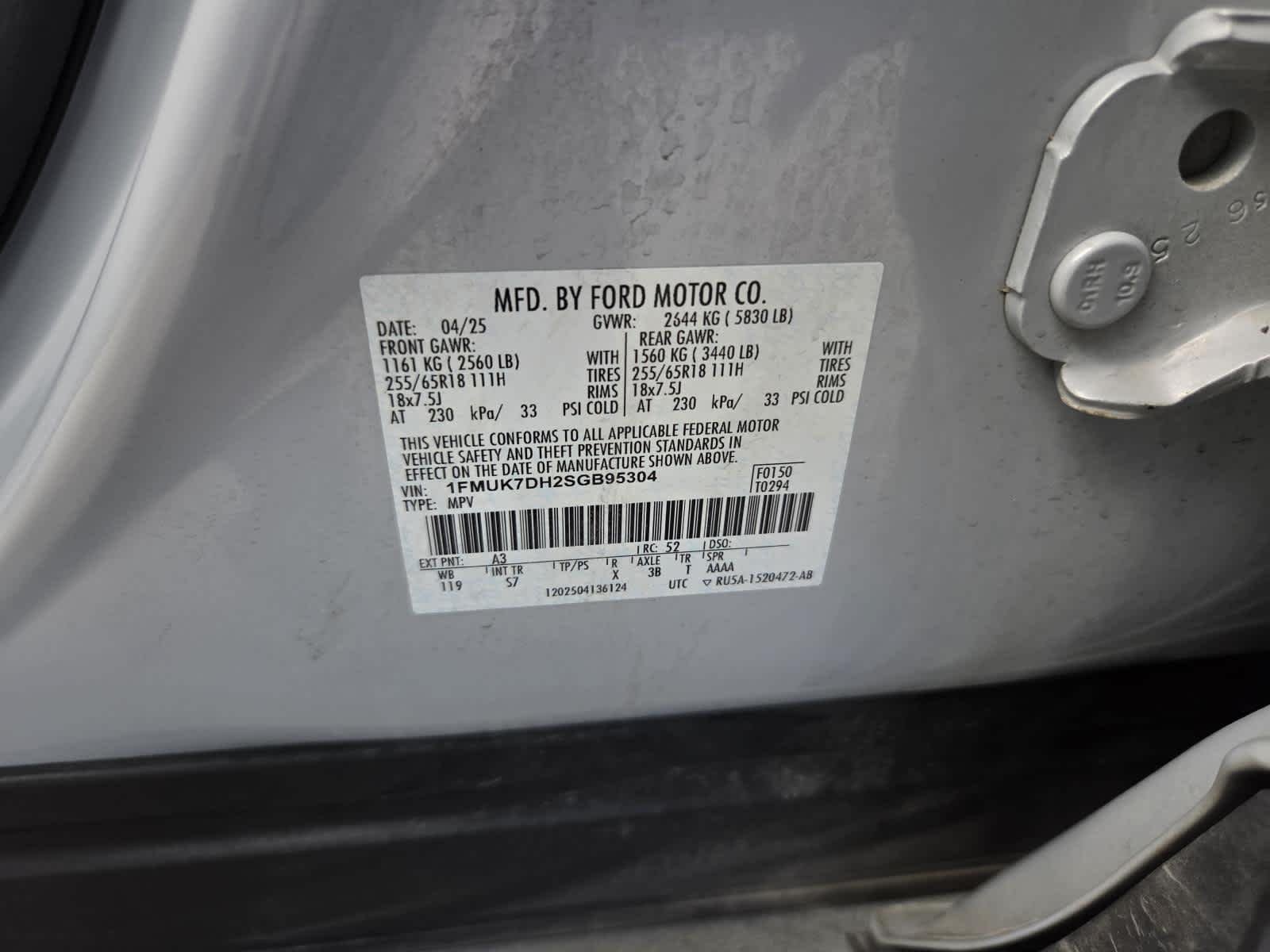 Used 2025 Space White Metallic Ford Active image 28
