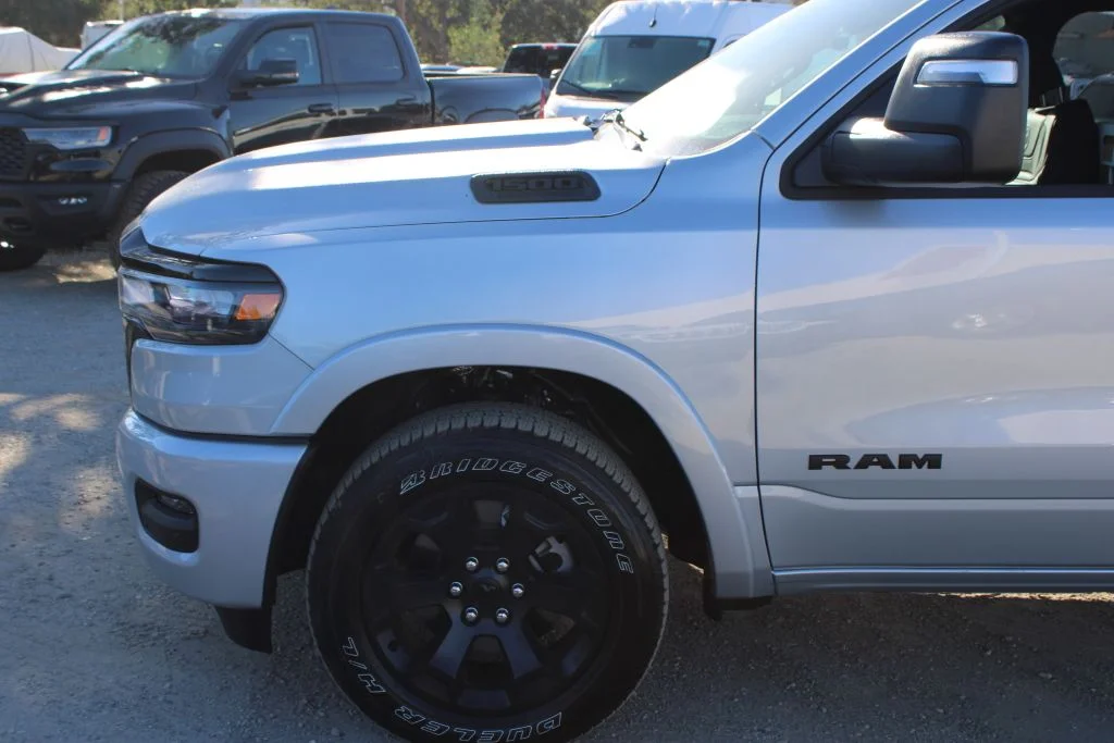 New 2026 Silver Zynith Exterior Paint Ram Big Horn/Lone Star image 7