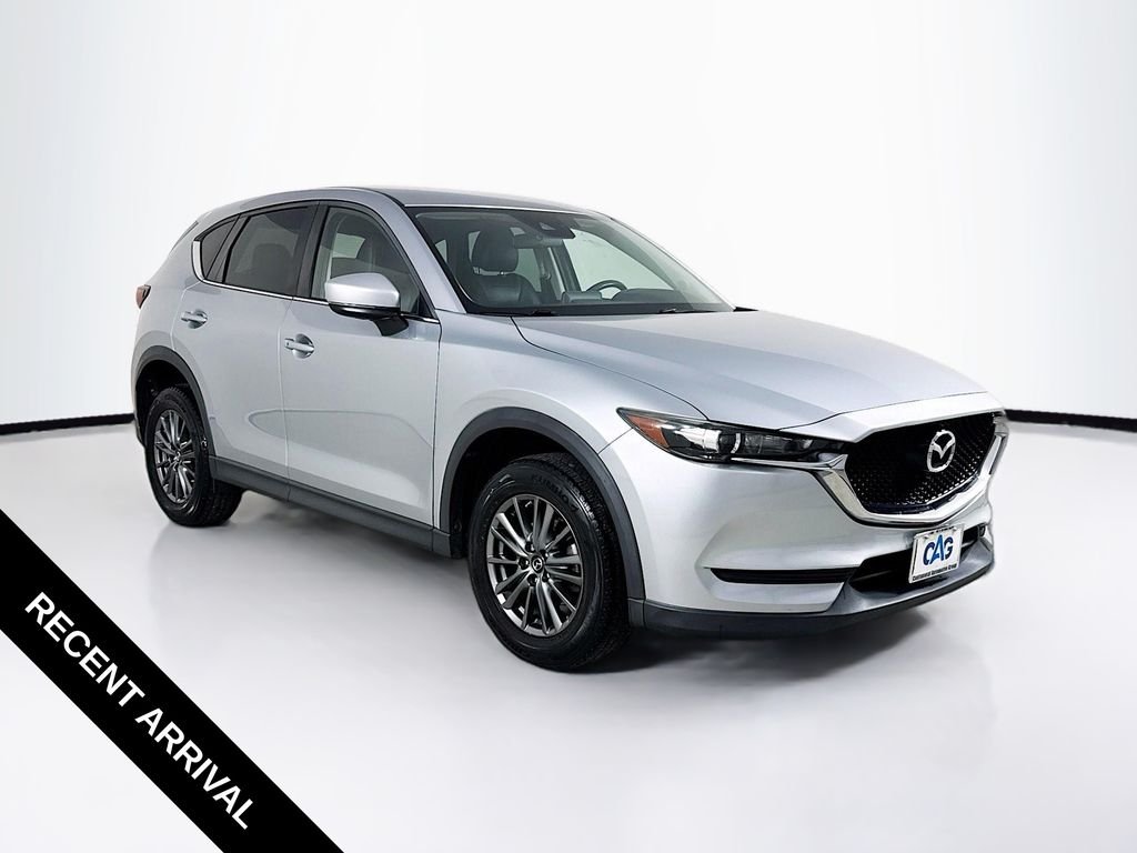 2017 Mazda CX-5 Touring auto's photo