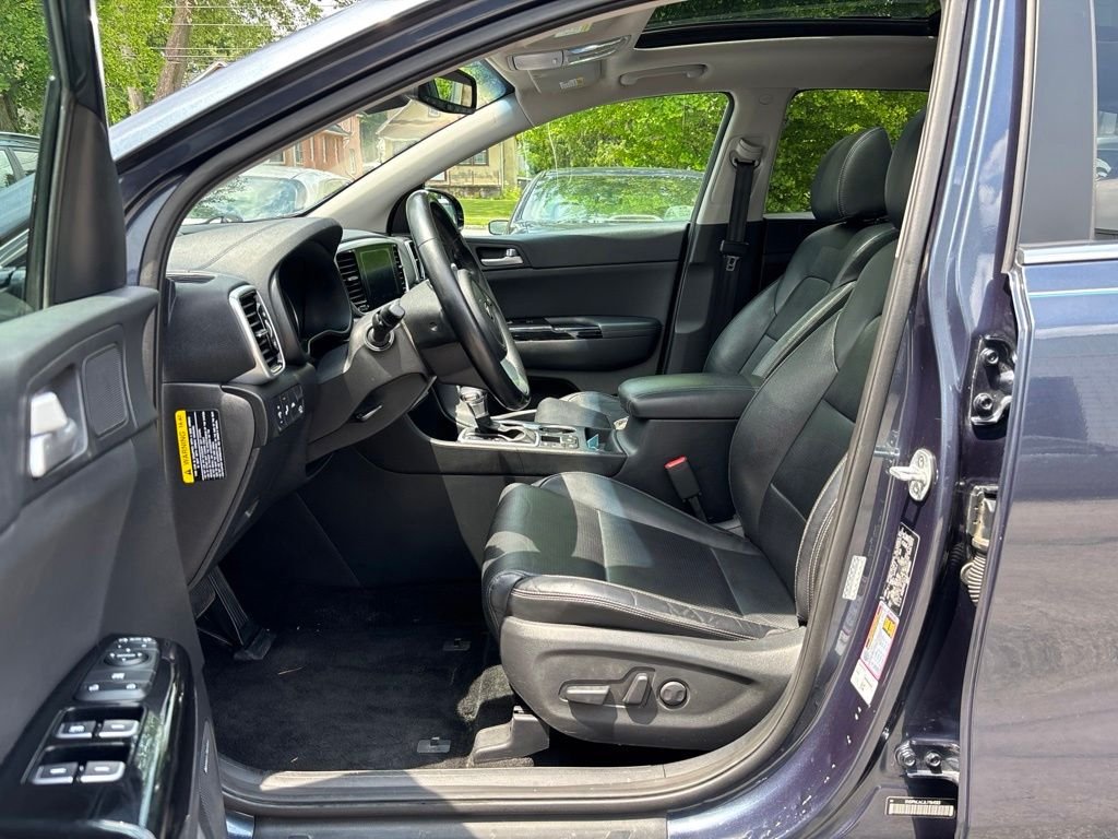 Used 2020 Blue Kia EX image 11