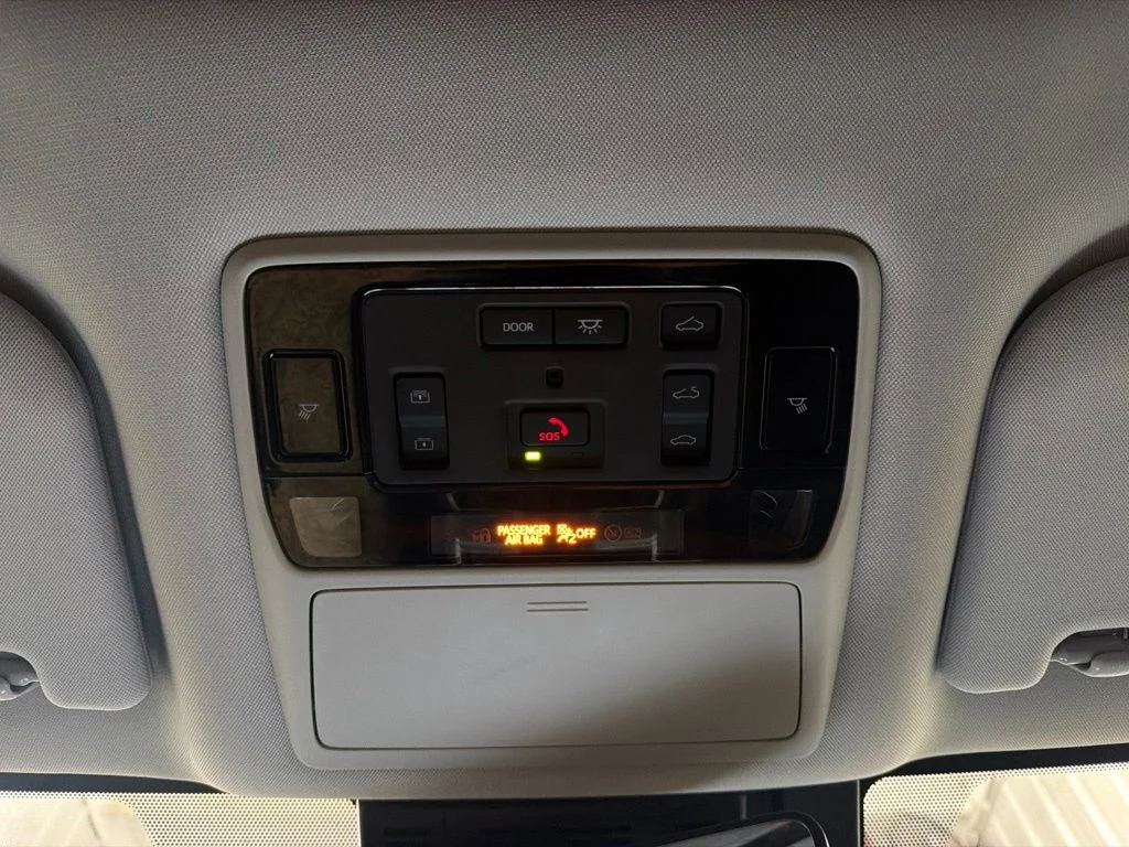 Used 2026 Cloud Toyota Limited image 37