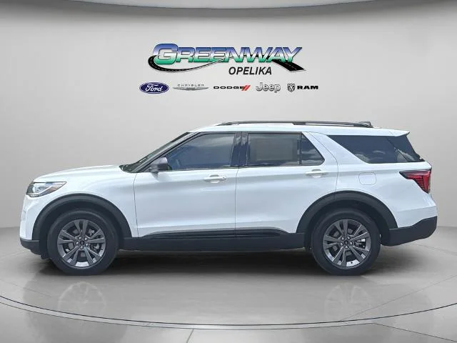New 2026 Star White Metallic Tri-Coat Ford Active image 4