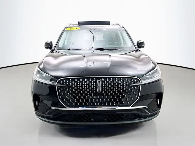 5LM5J7XC0SGL18439