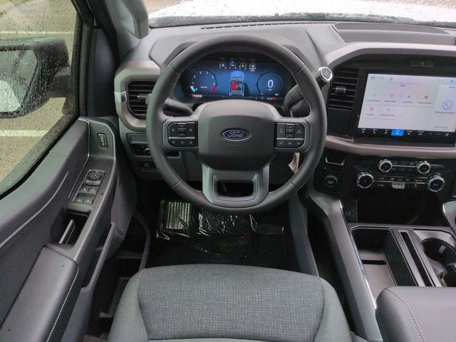 New 2026 Oxford White Ford XLT image 16