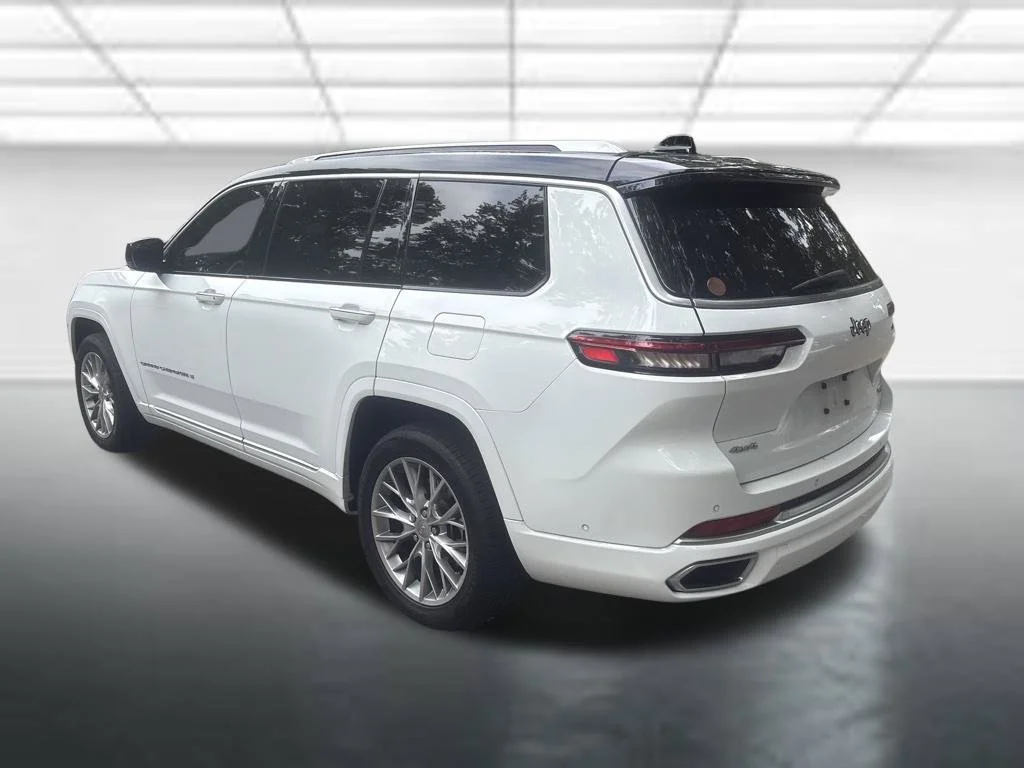Used 2024 White Jeep Summit image 14