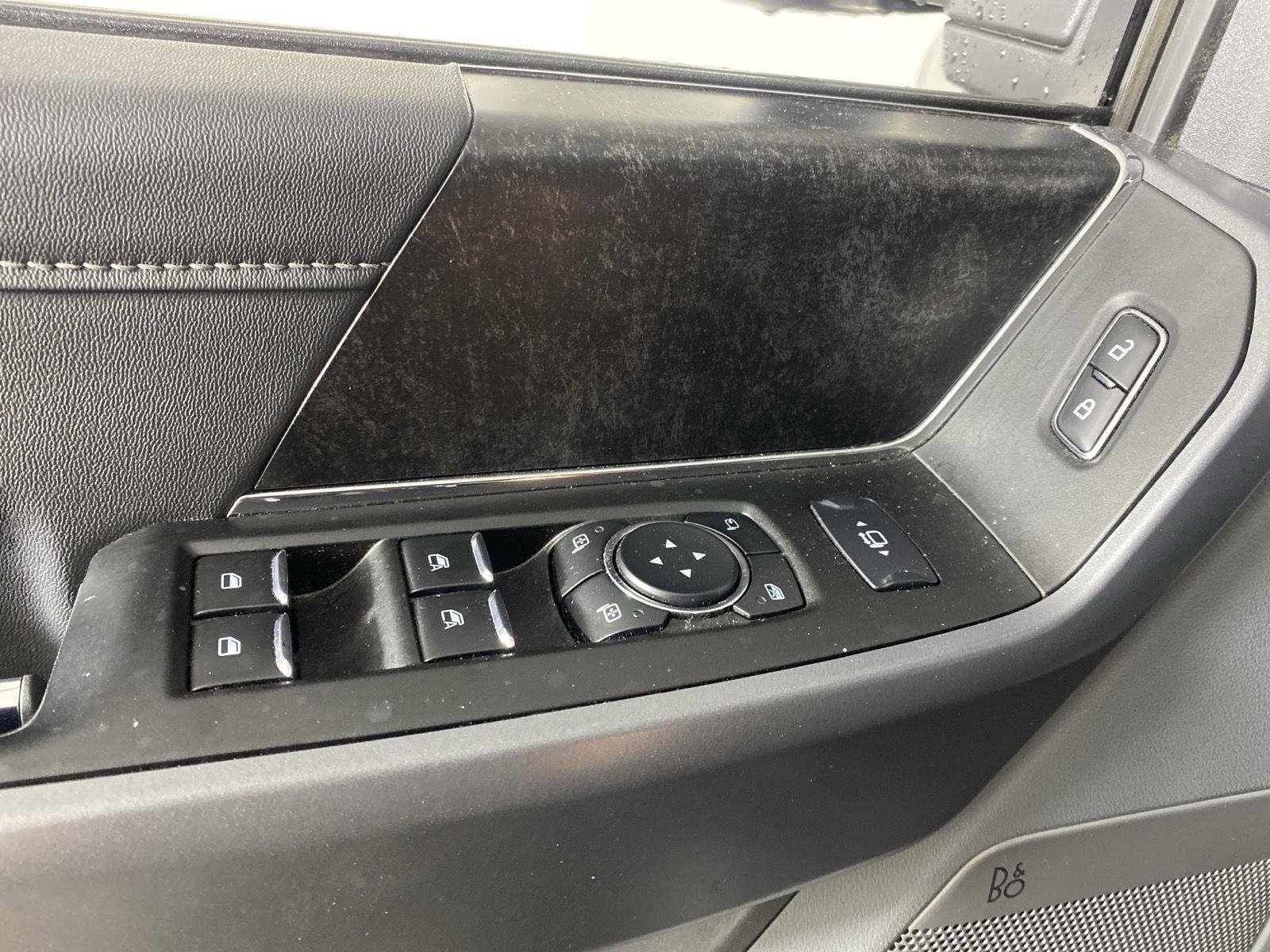 Used 2023 Black Metallic Ford XLT image 35