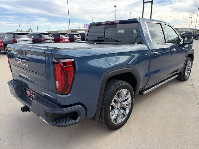 Used 2024 Blue GMC Denali image 9