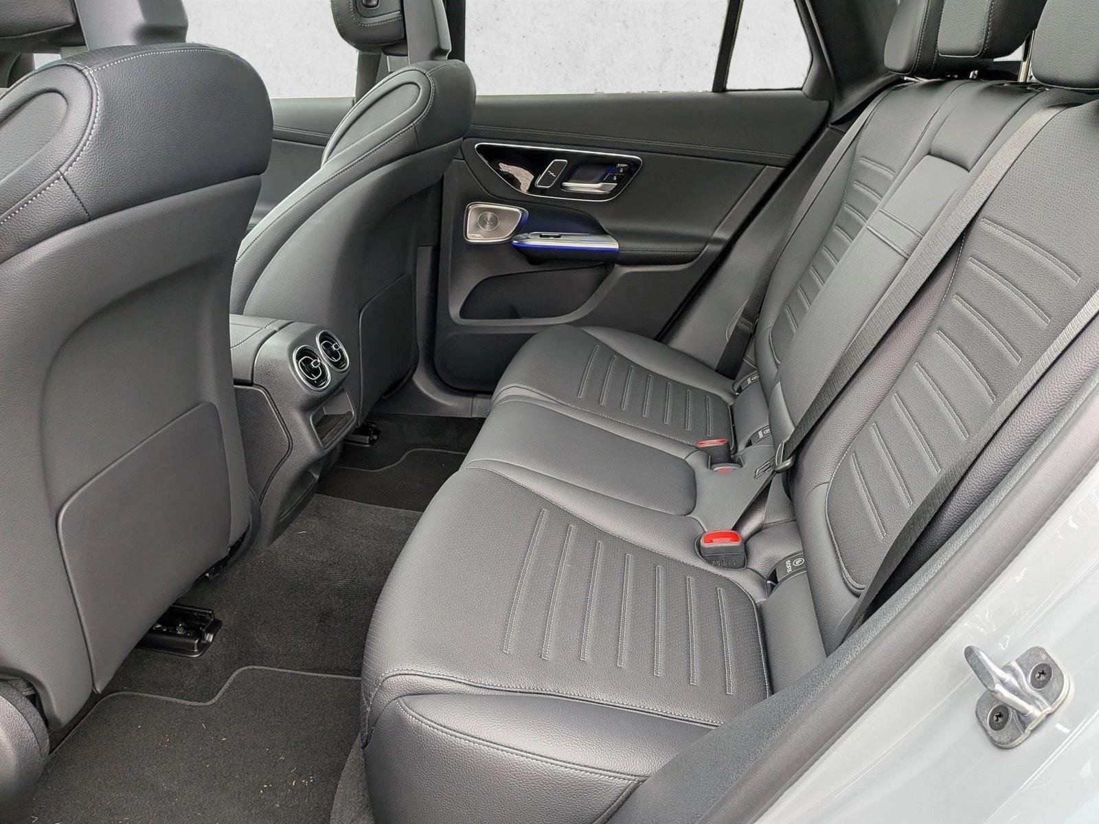2026 Mercedes-Benz GLC Base - Photo 18