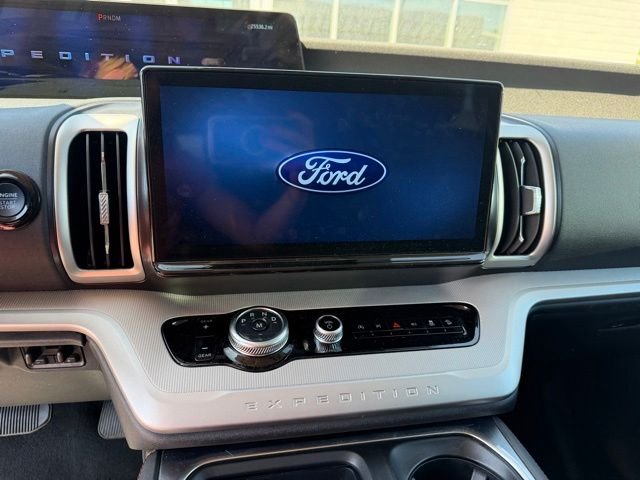 Used 2025 Silver Ford Active image 16