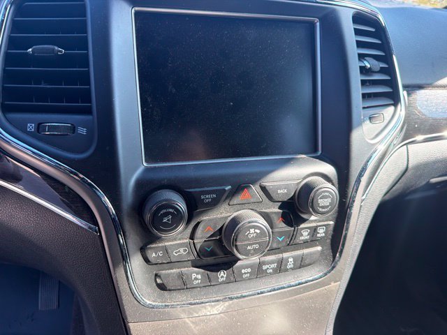 Certified Used 2017 Red Jeep Trailhawk image 5