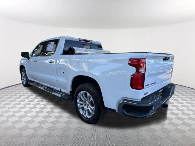 Used 2024 Summit White Chevrolet LTZ image 7