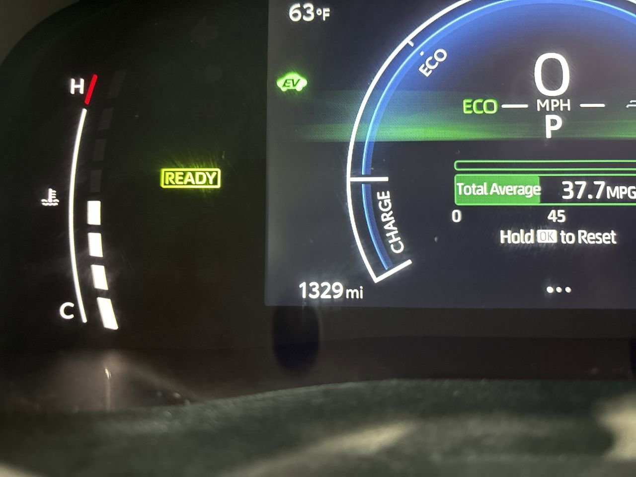 2026 Toyota Camry LE - Photo 15