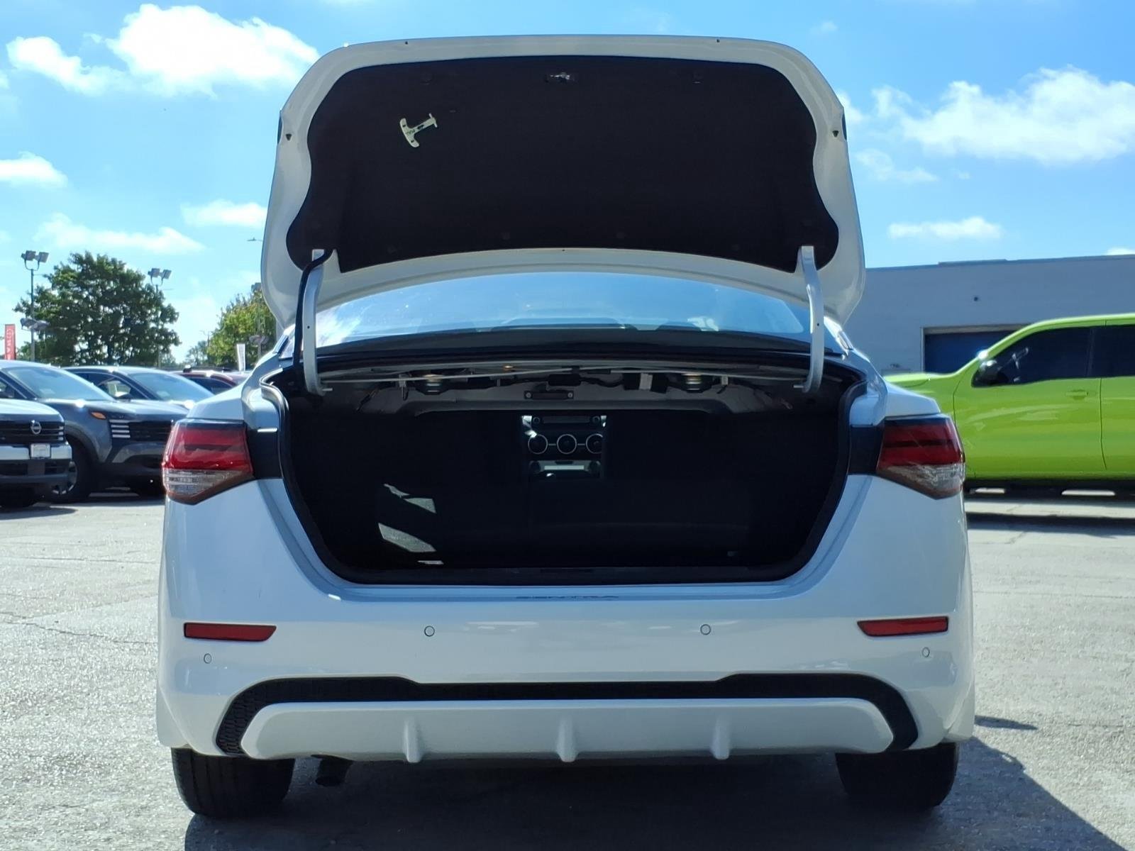 Used 2025 Aspen White Tricoat Nissan SV image 24