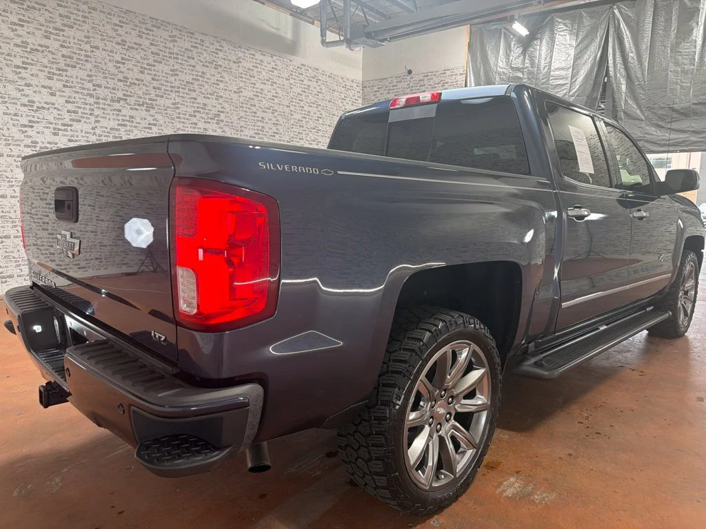 Used 2018 Centennial Blue Metallic Chevrolet LTZ image 7