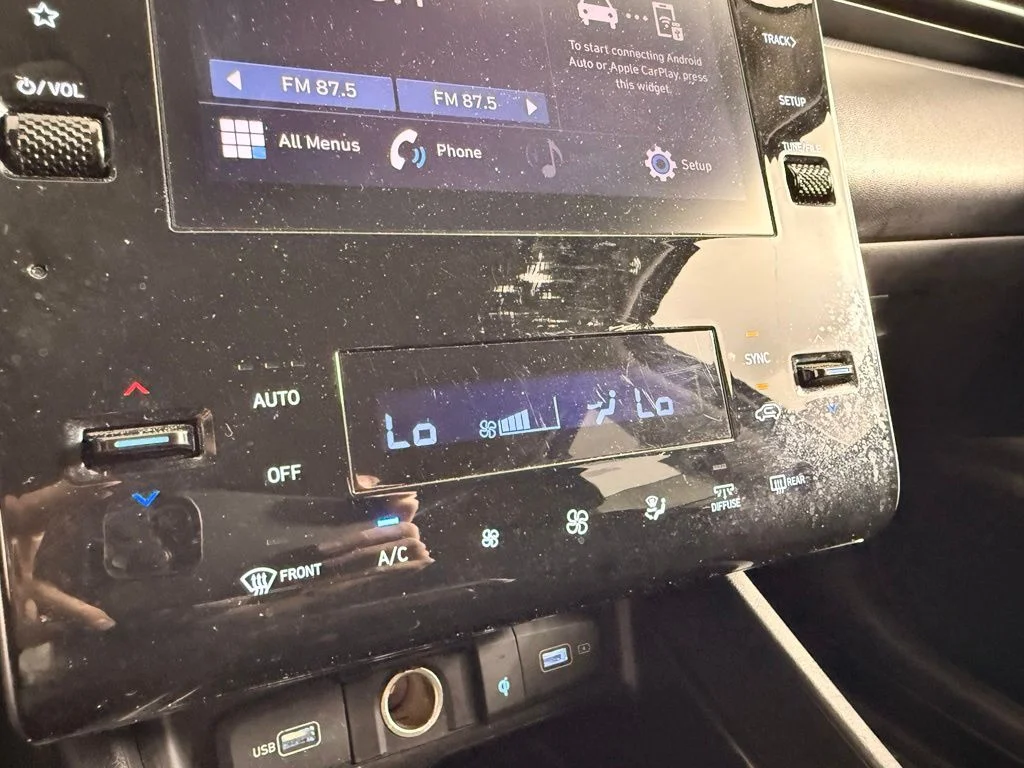 Used 2024 Silver Hyundai SEL image 31
