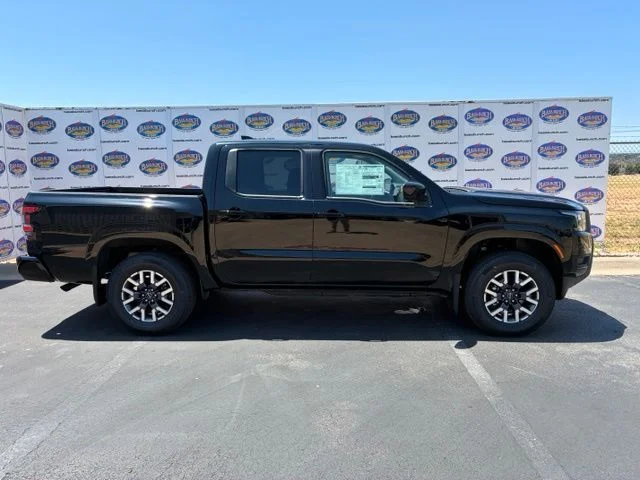 New 2026 Nissan Frontier Crew Cab SV