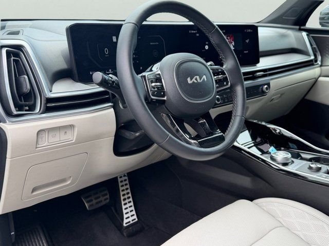 Certified Used 2025 Gray Kia SX Prestige image 14