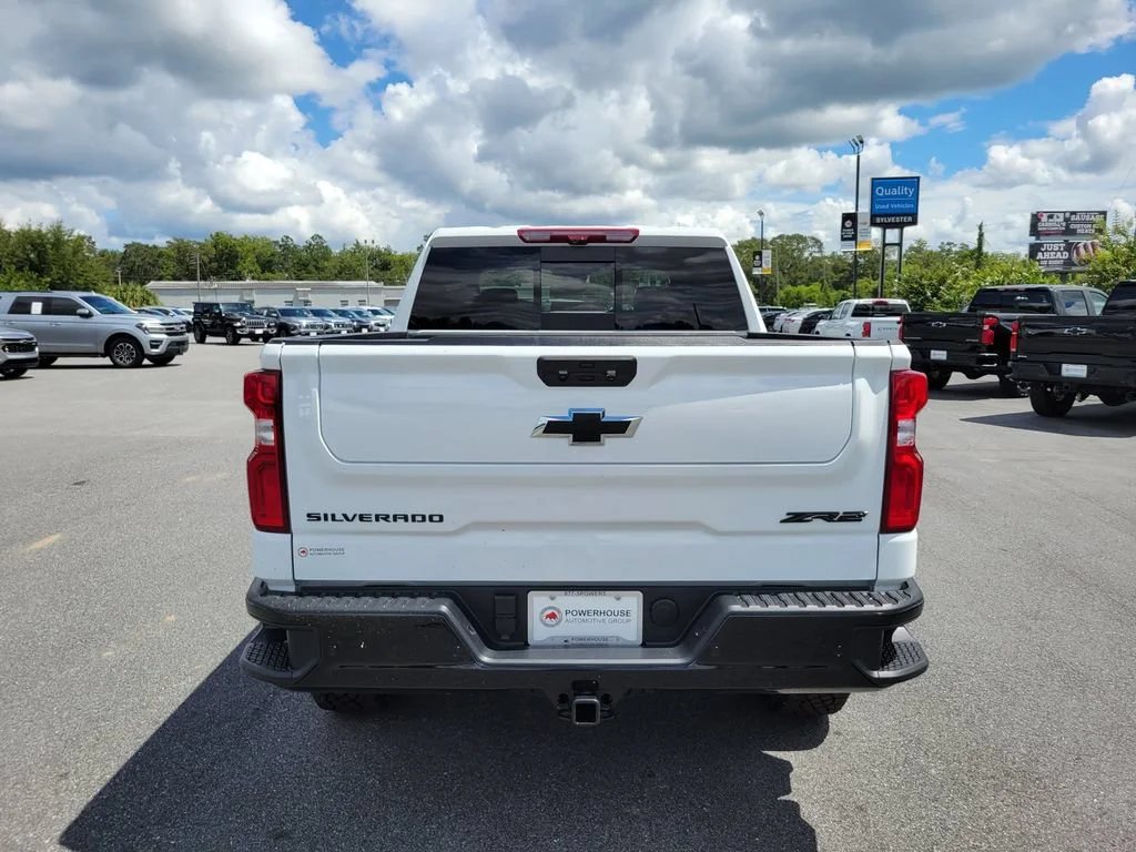 New 2026 Summit White Chevrolet ZR2 image 5