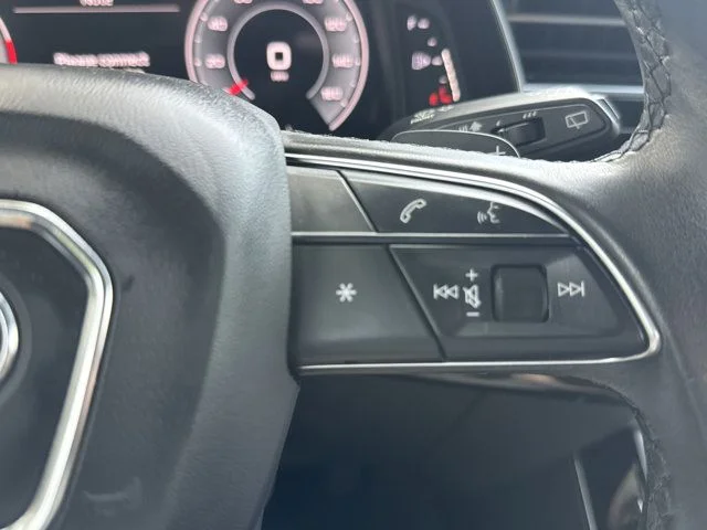 Used 2022  Audi 55 Premium Plus image 34
